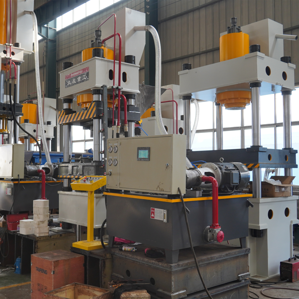 315 tons fully automatic loading cattle and sheep licking brick salt brick machine four-column hydraulic press