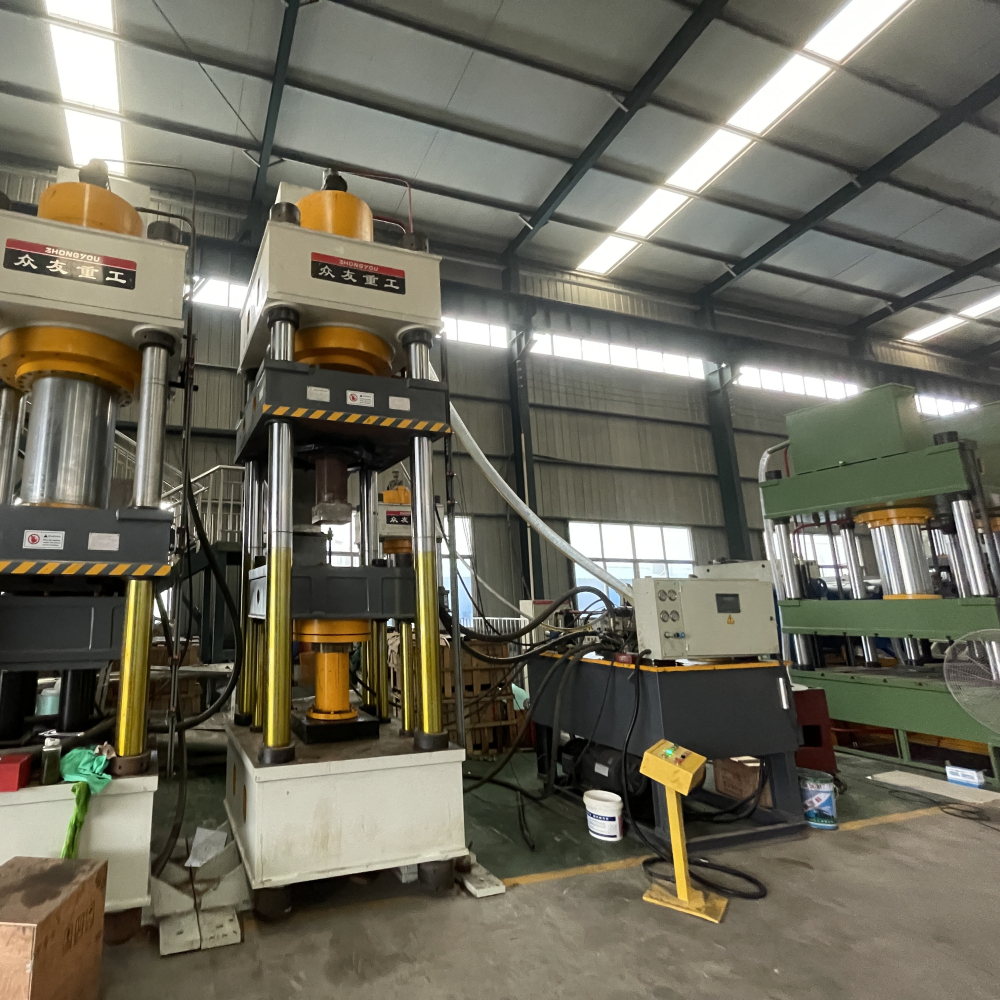 630T livestock salt brick briquetting hydraulic press 630T four-beam and four-column press