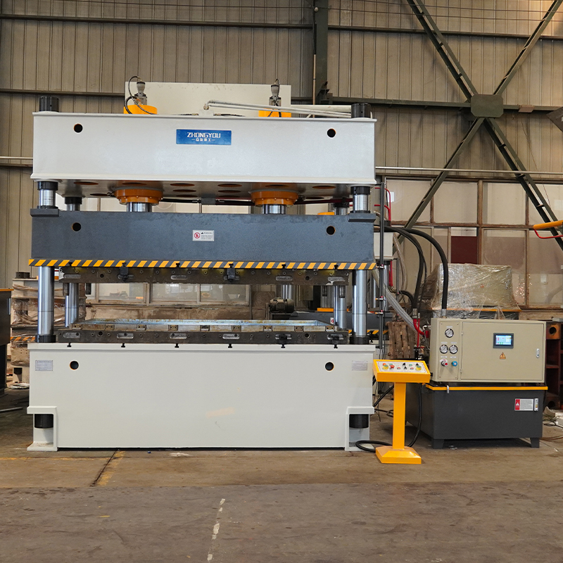   315 tonnes hydraulic press for hot pressing PET sheet