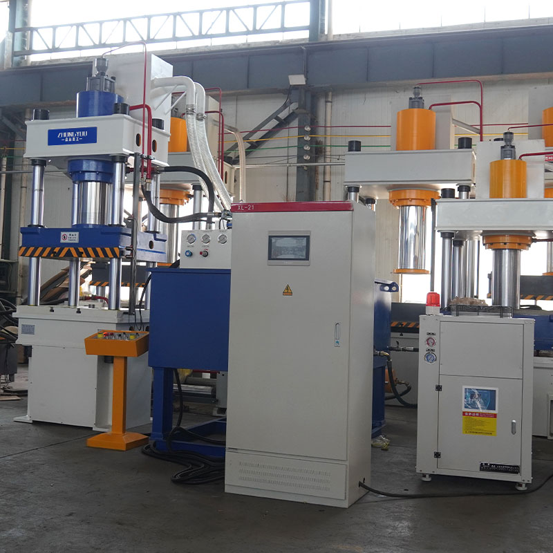 Servo system of 250 tons three-beam four-column hydraulic pressure machine