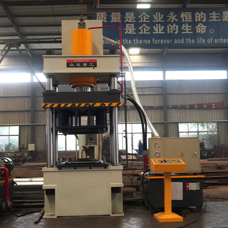 Three-beam and four-column hydraulic presses Hydraulic presses for the production of gray hopper trolleys and handcarts