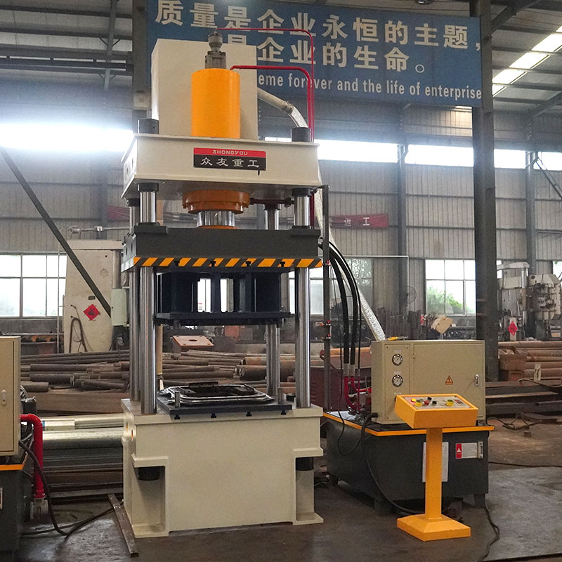 Three-beam and four-column hydraulic presses Hydraulic presses for the production of gray hopper trolleys and handcarts
