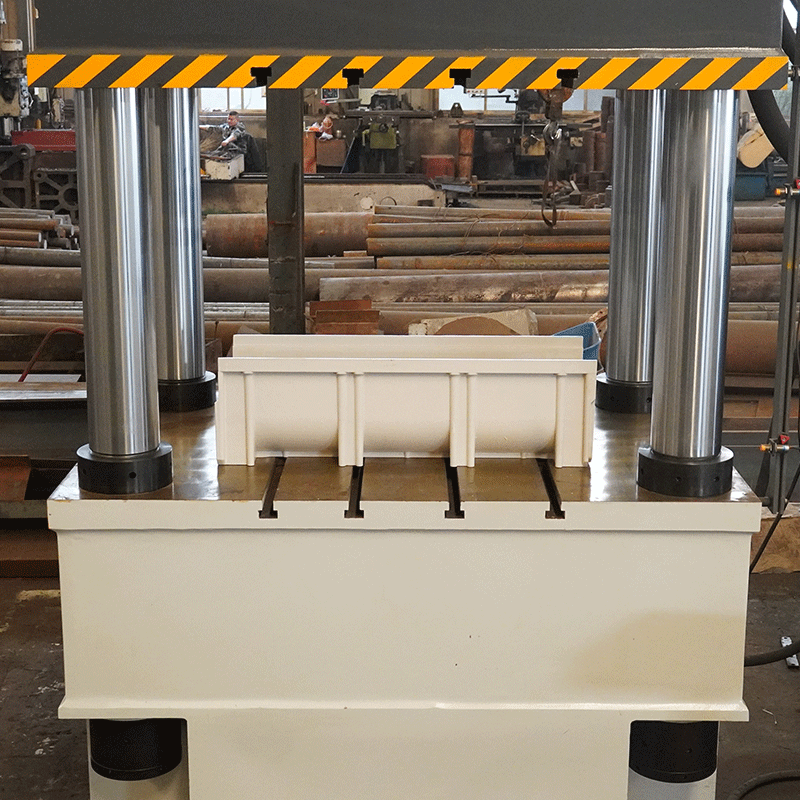 630-ton FRP Water Channel Hydraulic Press