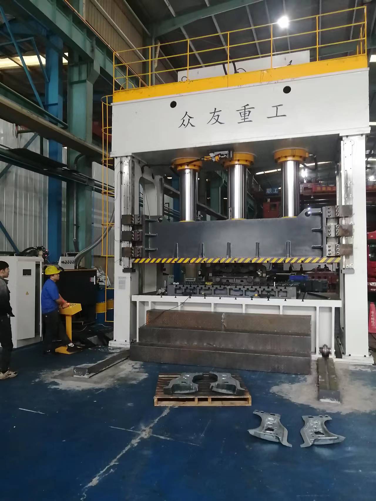 2000 Ton Frame Hydraulic Press For Metal Stamping Forming